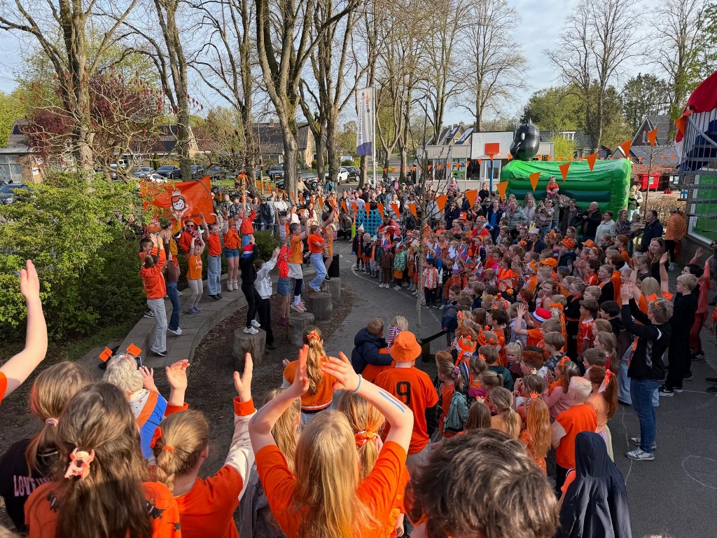 De Koningsspelen brengen CKC De Holtenhoek in beweging