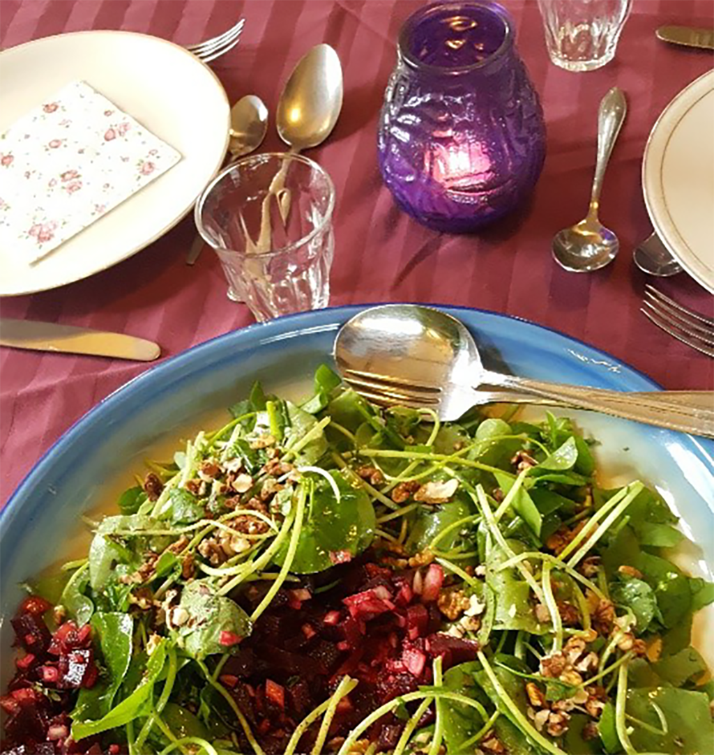 Dorpsdiner bij Plaats de Wereld